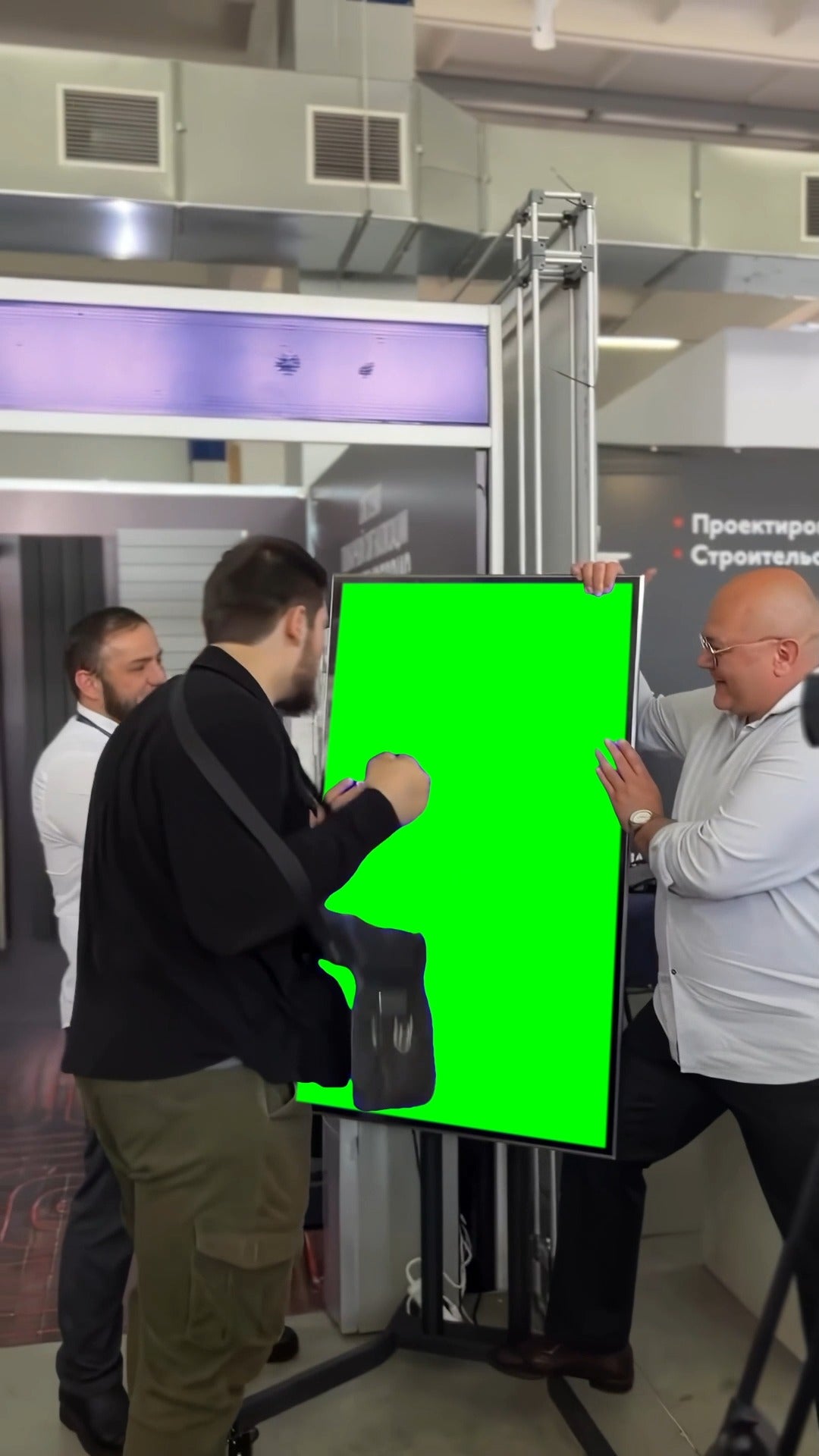 Russian Man punching Indestructible TV meme (Green Screen)