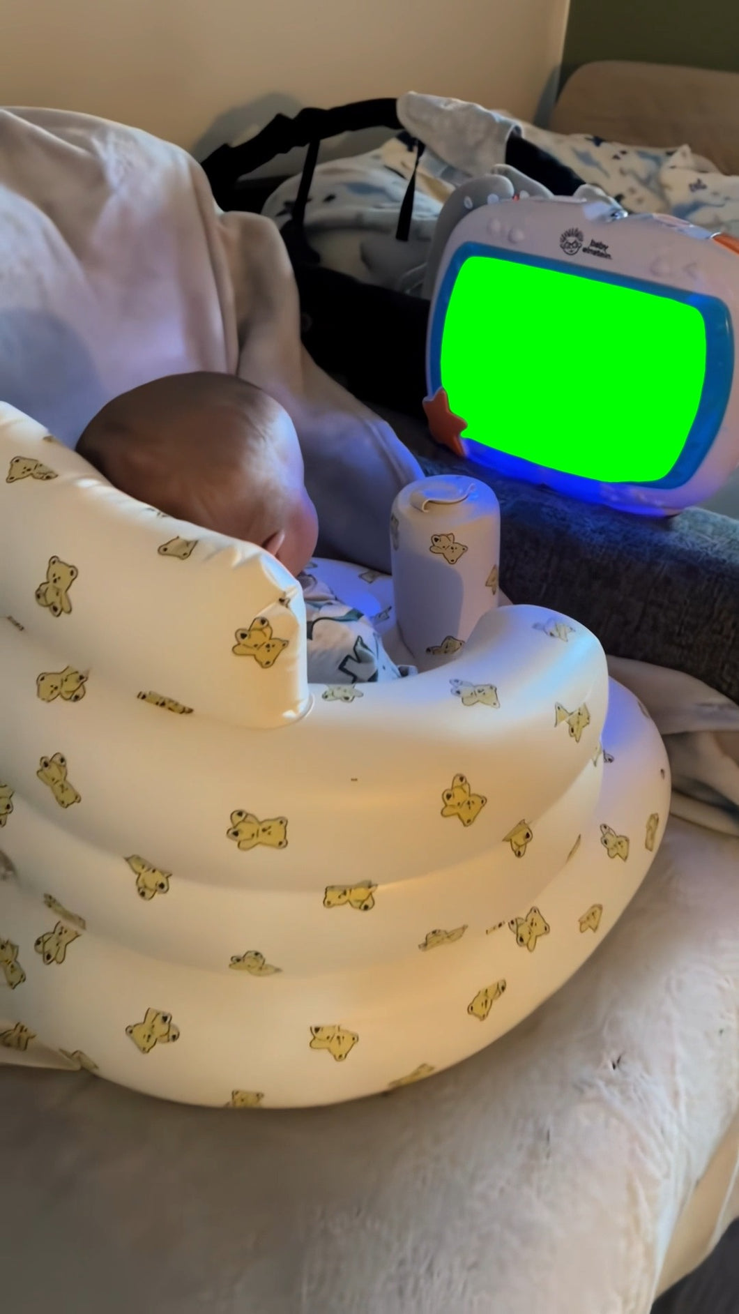 Shocked Baby Watching TV meme (Green Screen)