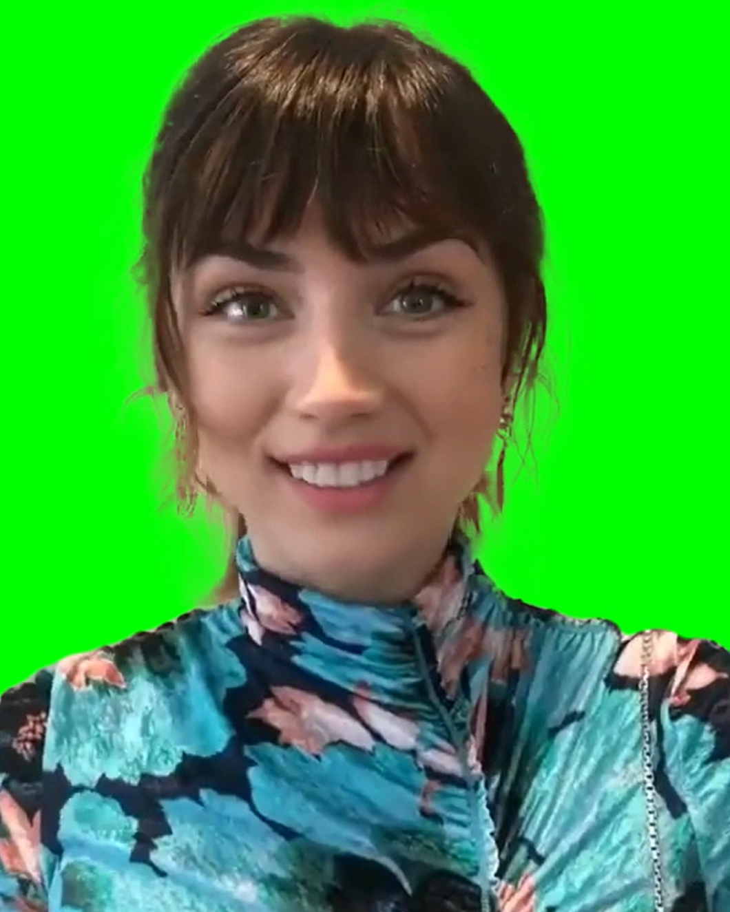 Ana de Armas Smile Camera Meme (Green Screen)