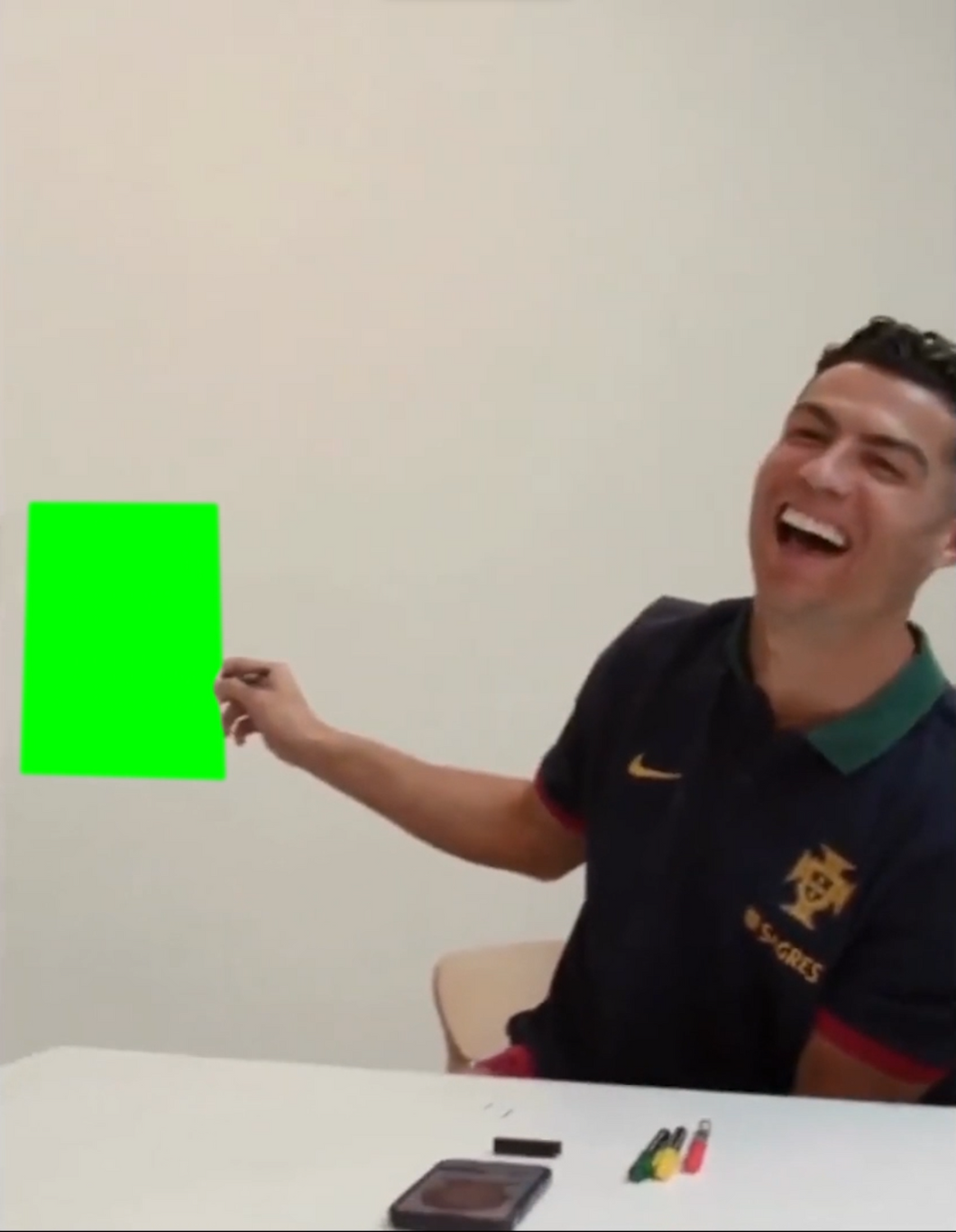 Cristiano Ronaldo Laughing at Paper Drawing (Green Screen)