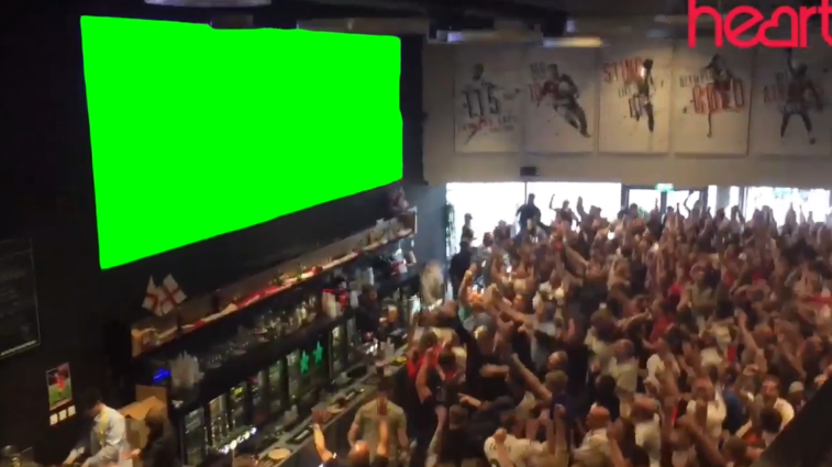 Pub Reaction (Green Screen)